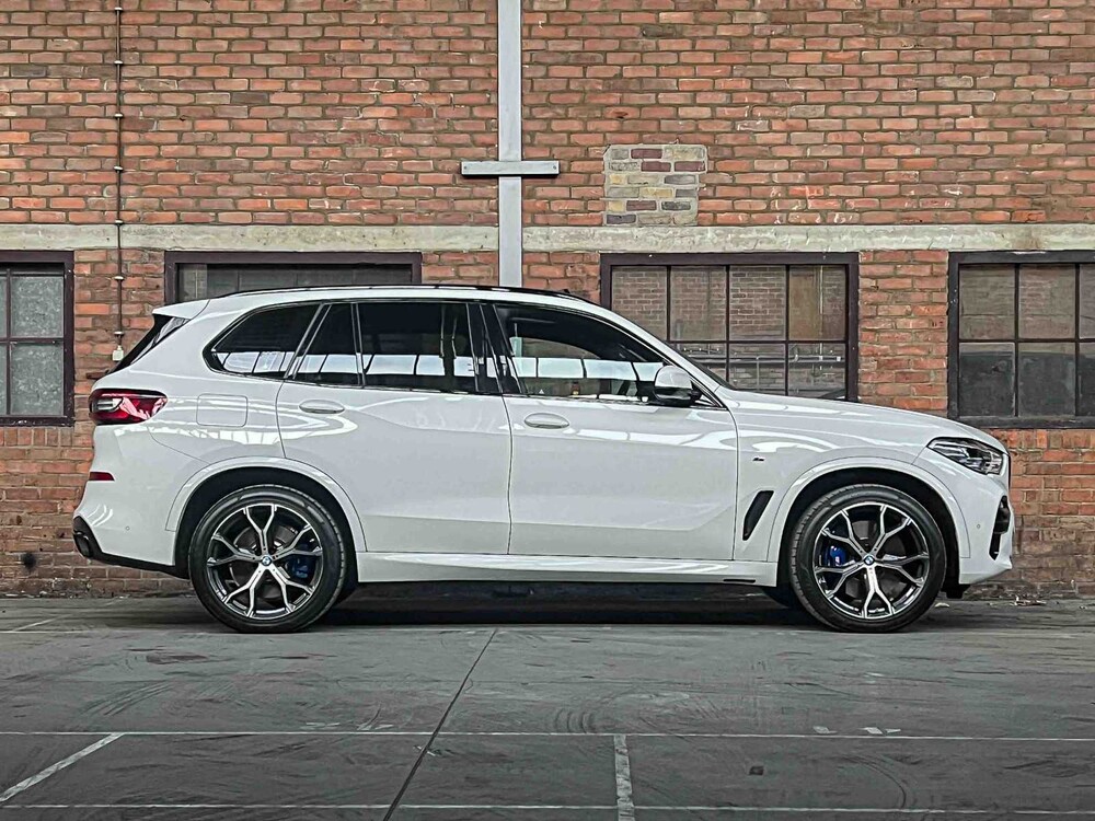 BMW X5 xDrive45e M-Sport High Executive 394PS 2021 G05, L-154-PR