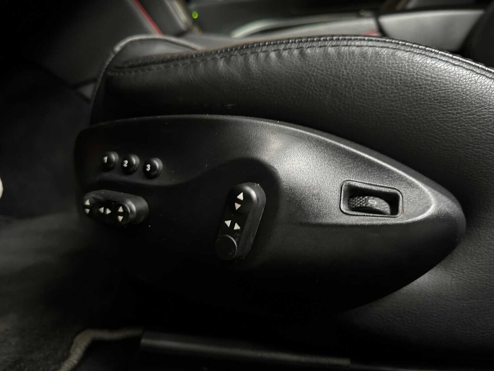 Maserati GranTurismo S 4.7 V8 440PS MC Shift 61.000km 2008 Youngtimer