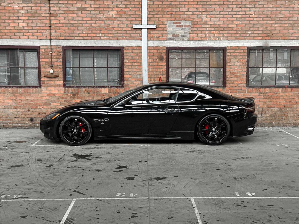 Maserati GranTurismo S 4.7 V8 440PS MC Shift 61.000km 2008 Youngtimer