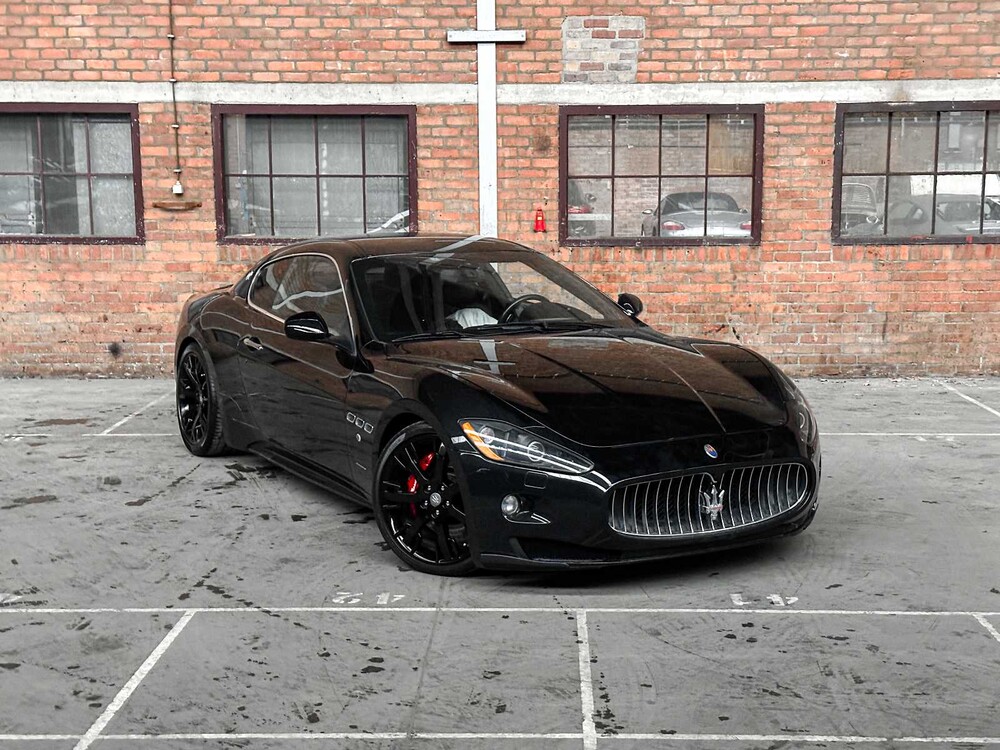 Maserati GranTurismo S 4.7 V8 440PS MC Shift 61.000km 2008 Youngtimer