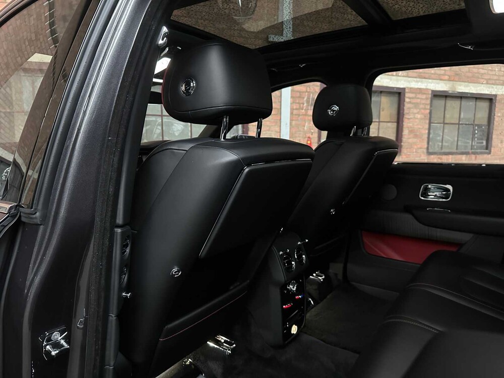 Rolls-Royce Cullinan 6.75 V12 571PS 2019 (Original-NL), NL Zulassung