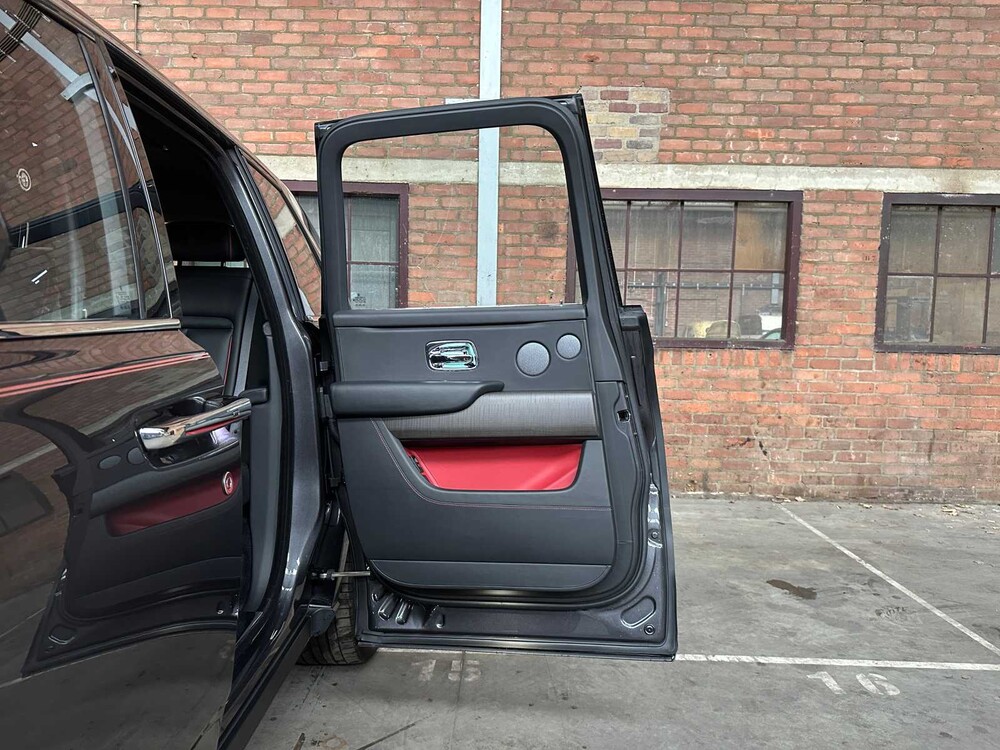 Rolls-Royce Cullinan 6.75 V12 571PS 2019 (Original-NL), NL Zulassung