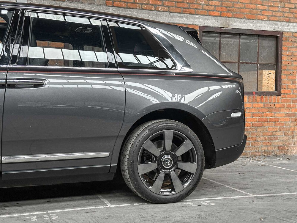 Rolls-Royce Cullinan 6.75 V12 571PS 2019 (Original-NL), NL Zulassung