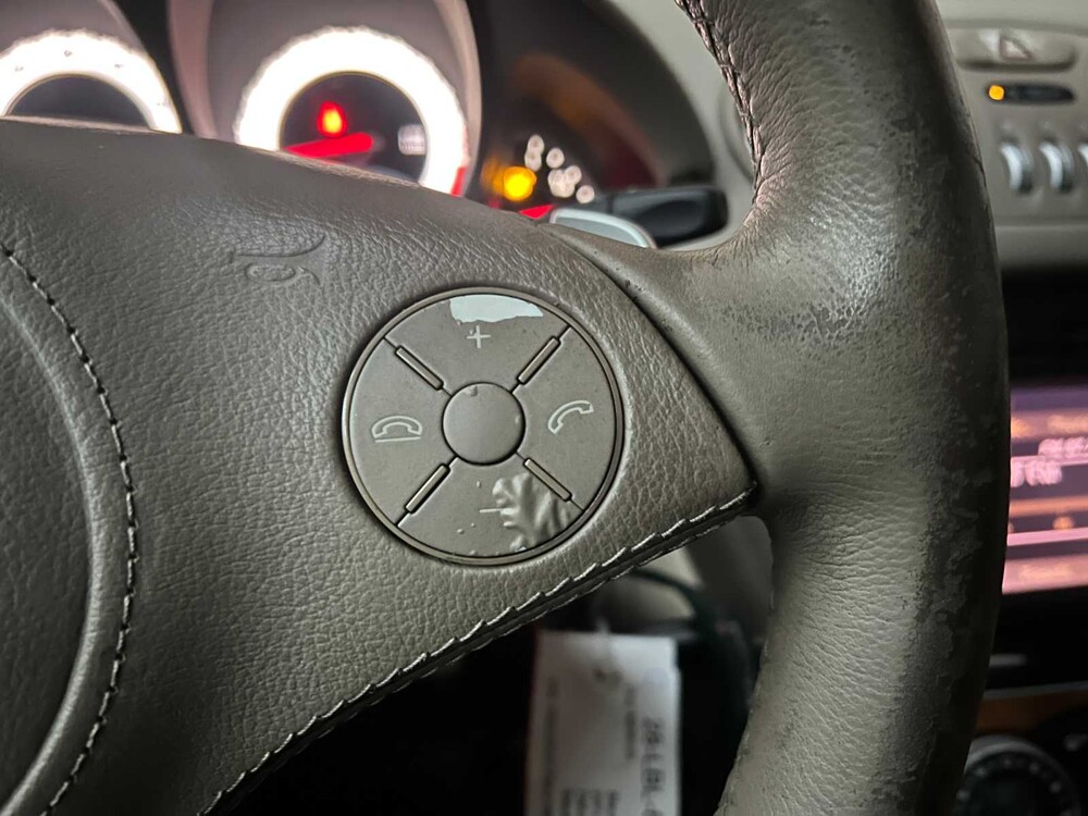 Mercedes-Benz SL550 R230 5.5 V8 2009 SL-Class 