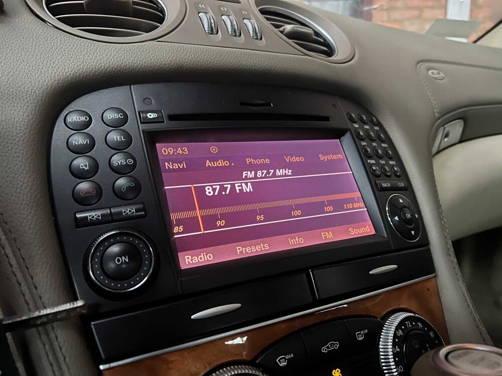 Mercedes-Benz SL550 R230 5.5 V8 2009 SL-Class 