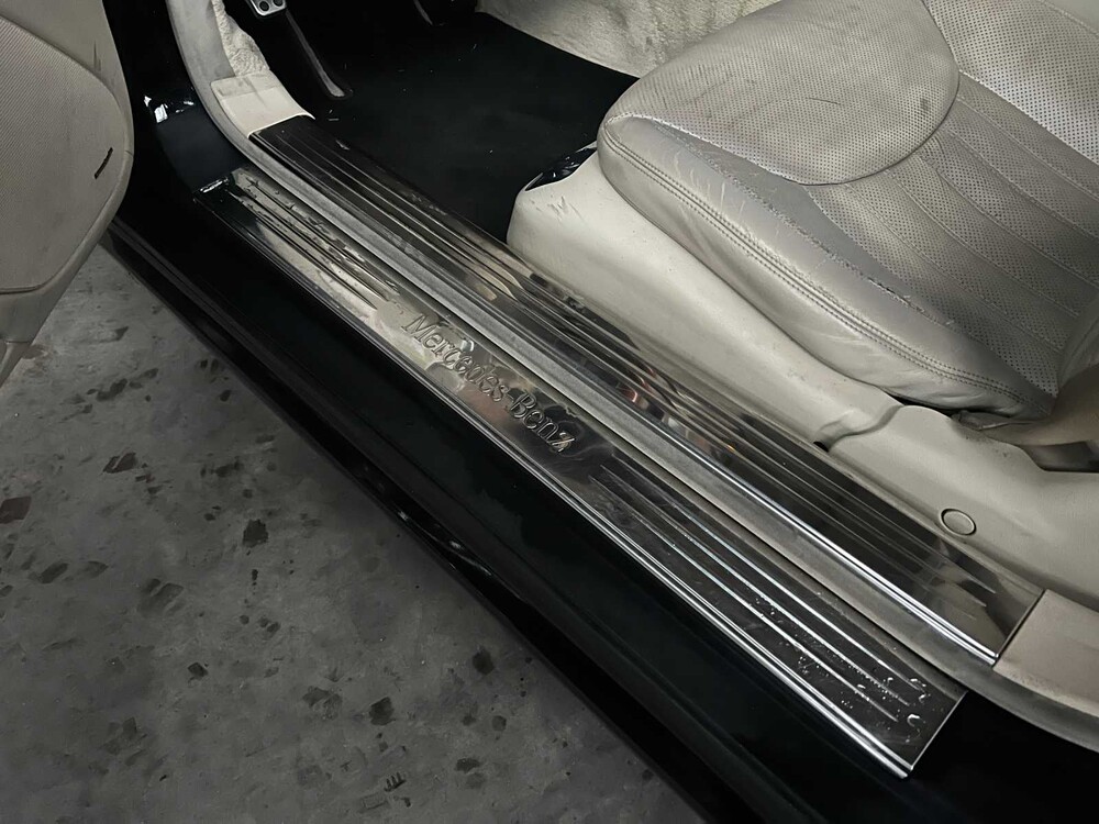 Mercedes-Benz SL550 R230 5.5 V8 2009 SL-Class 