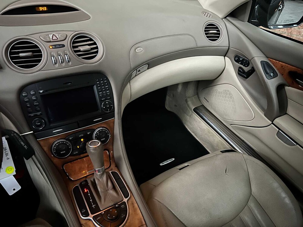 Mercedes-Benz SL550 R230 5.5 V8 2009 SL-Class 