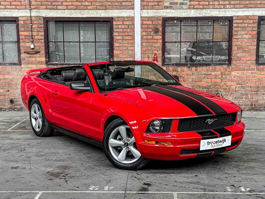 Ford Mustang Cabriolet Competition 4.0 V6 202pk 2005