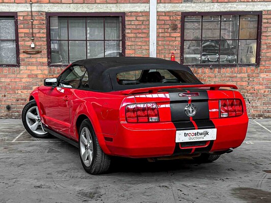 Ford Mustang Cabriolet Competition 4.0 V6 202pk 2005