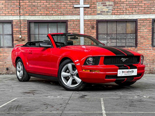 Ford Mustang Cabriolet Competition 4.0 V6 202pk 2005