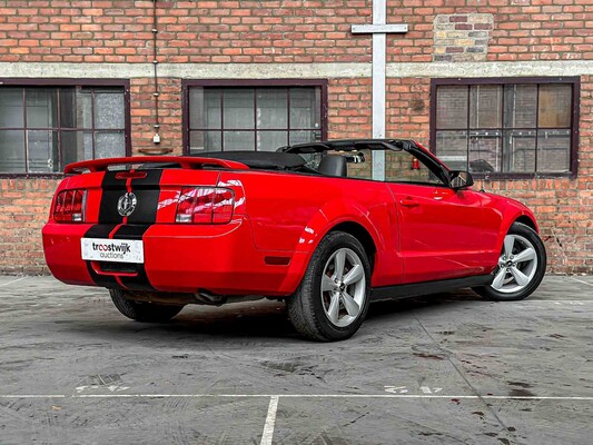 Ford Mustang Cabriolet Competition 4.0 V6 202pk 2005