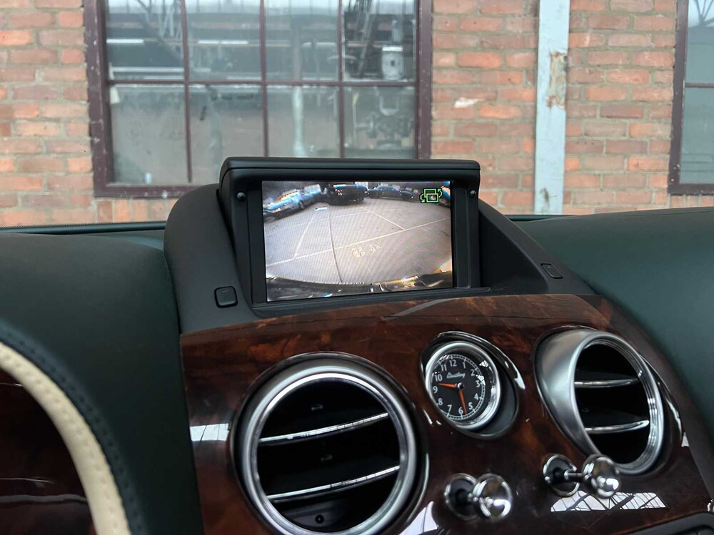 Bentley Continental Flying Spur 6.0 W12 525PS 2006 Youngtimer