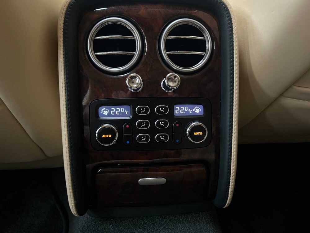 Bentley Continental Flying Spur 6.0 W12 525PS 2006 Youngtimer