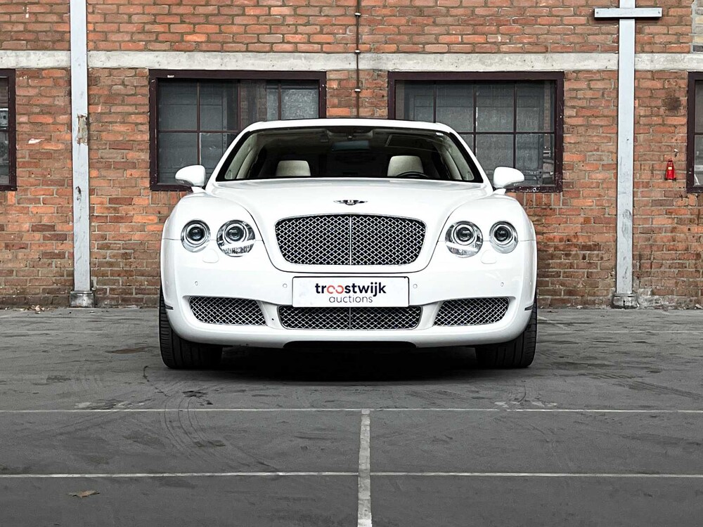 Bentley Continental Flying Spur 6.0 W12 525PS 2006 Youngtimer