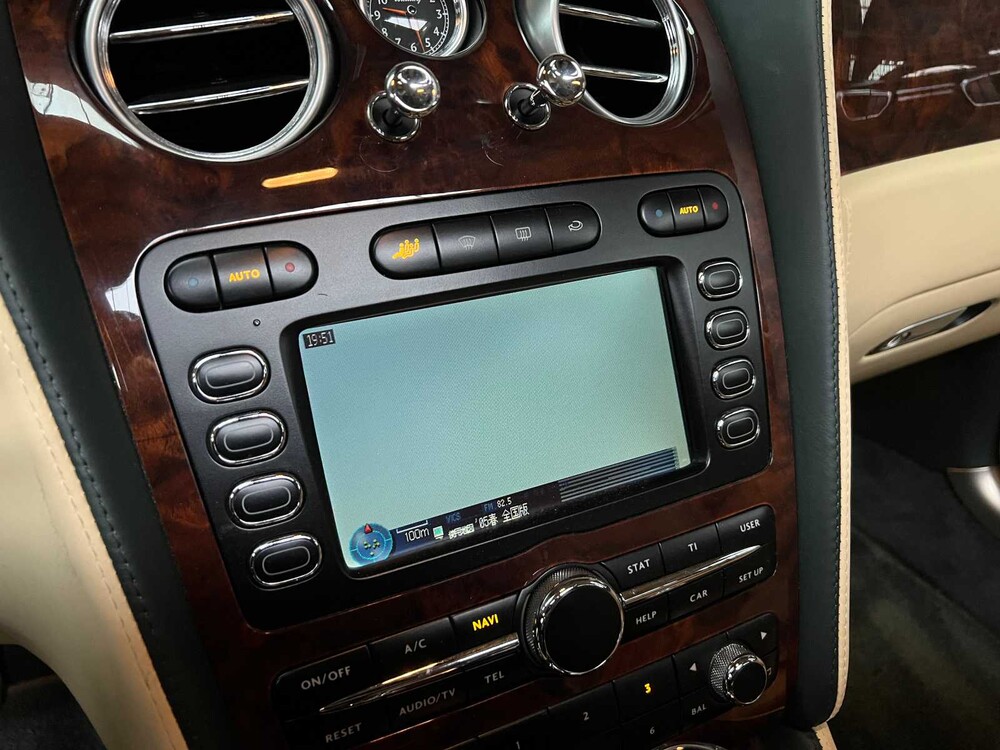 Bentley Continental Flying Spur 6.0 W12 525PS 2006 Youngtimer