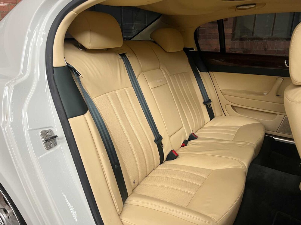 Bentley Continental Flying Spur 6.0 W12 525PS 2006 Youngtimer