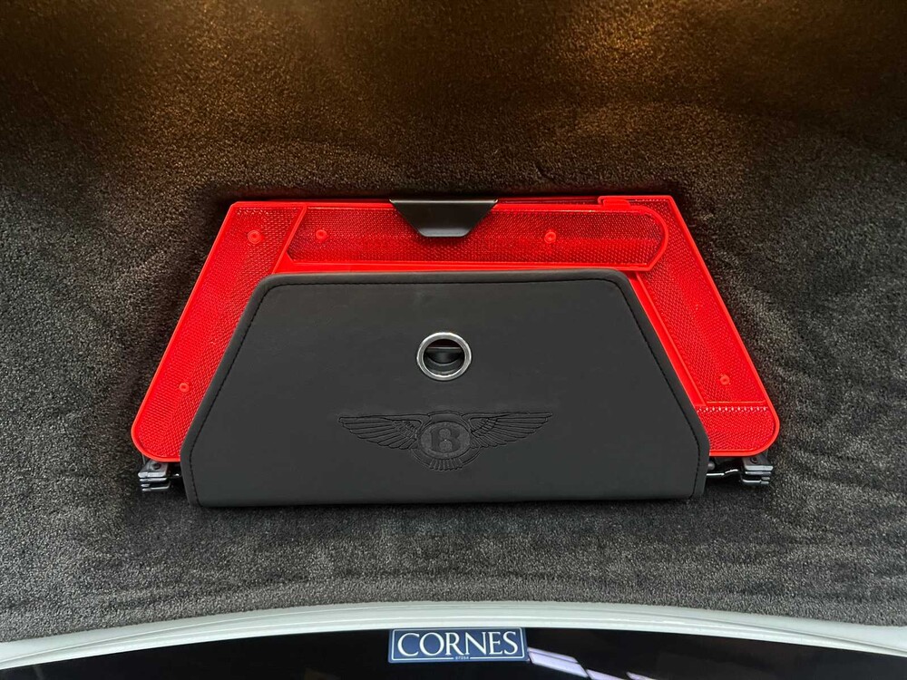 Bentley Continental Flying Spur 6.0 W12 525PS 2006 Youngtimer