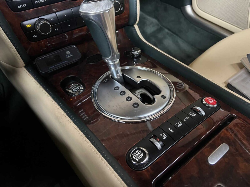 Bentley Continental Flying Spur 6.0 W12 525PS 2006 Youngtimer