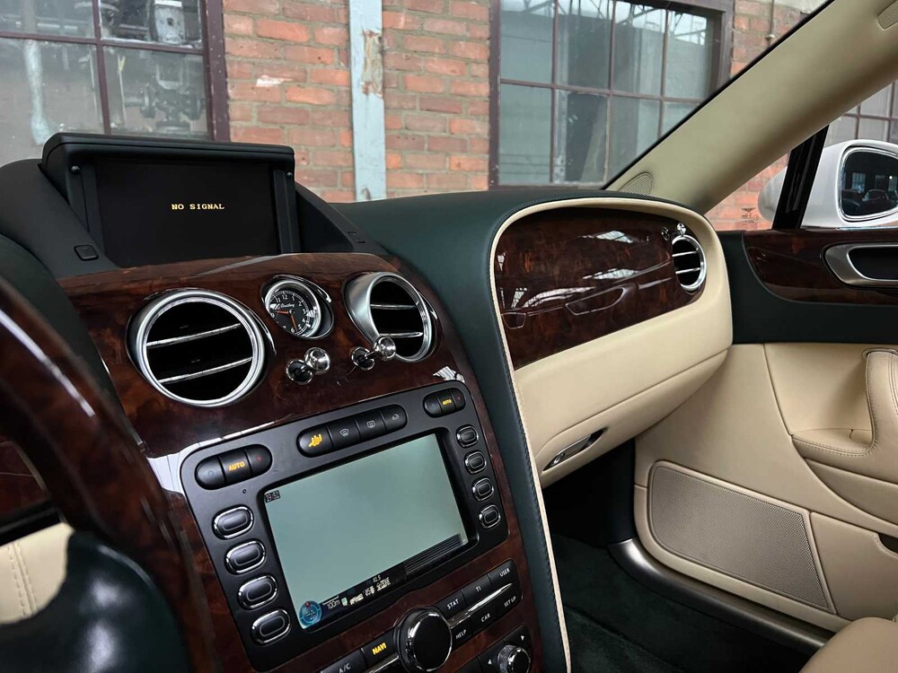 Bentley Continental Flying Spur 6.0 W12 525PS 2006 Youngtimer