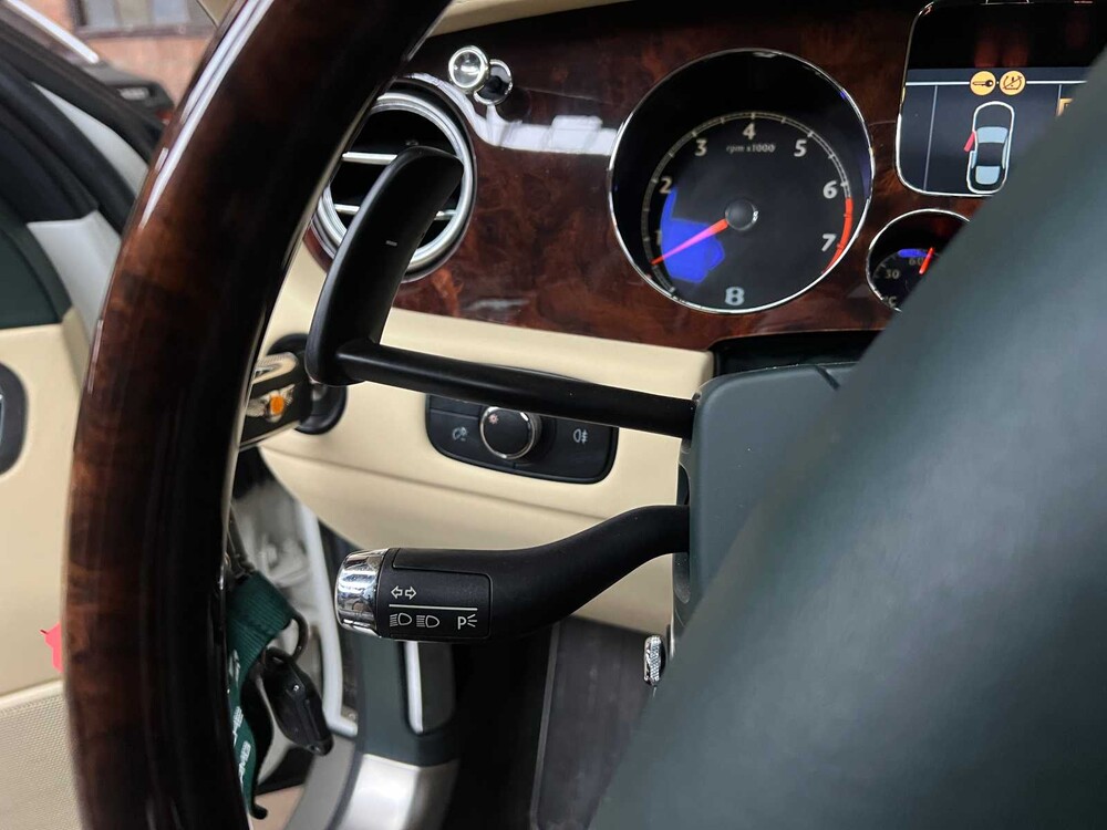 Bentley Continental Flying Spur 6.0 W12 525PS 2006 Youngtimer