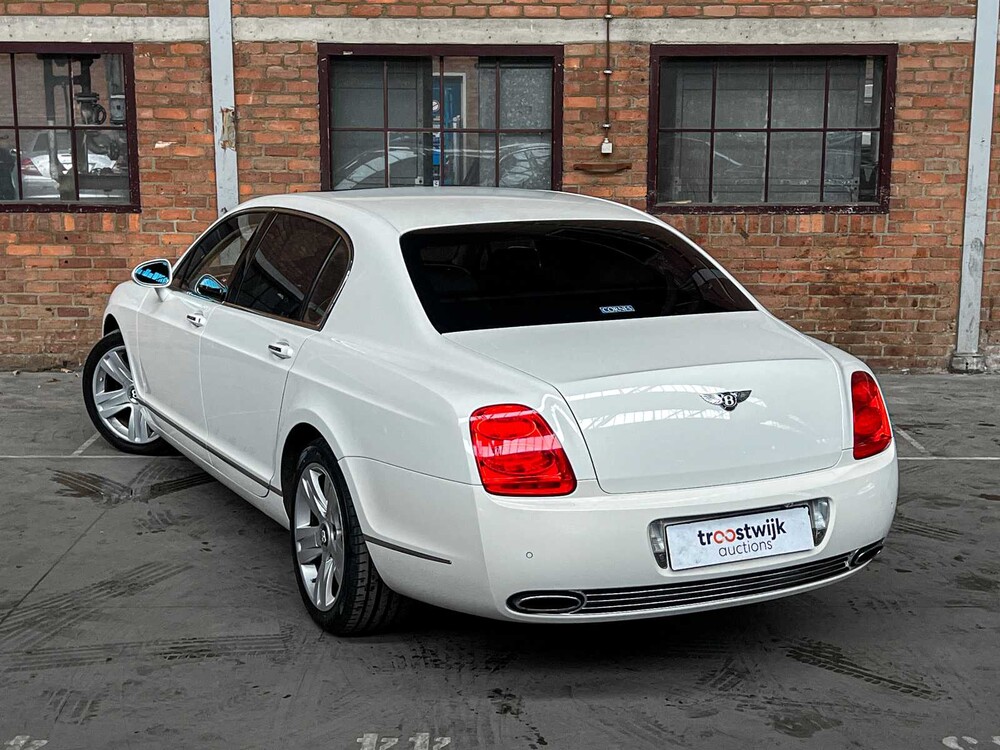 Bentley Continental Flying Spur 6.0 W12 525PS 2006 Youngtimer