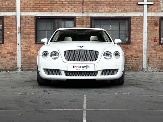 Bentley Continental Flying Spur 6.0 W12 525pk 2006 Youngtimer