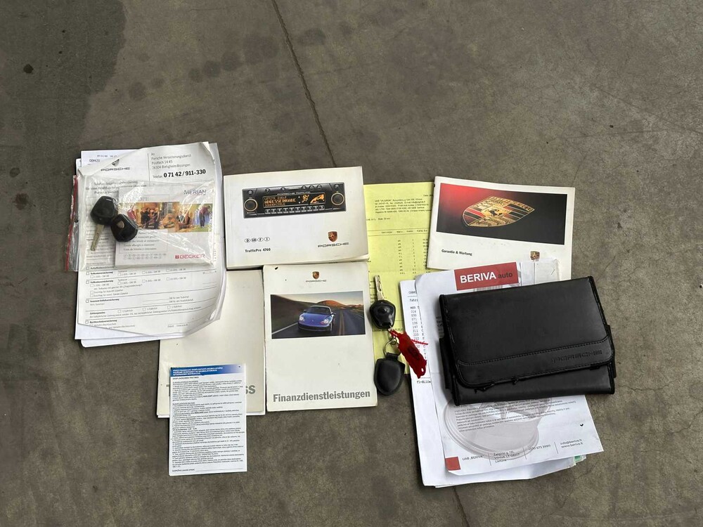 Porsche 911 Carrera 996 -SCHALTGETRIEBE- 300PS 1998 Youngtimer