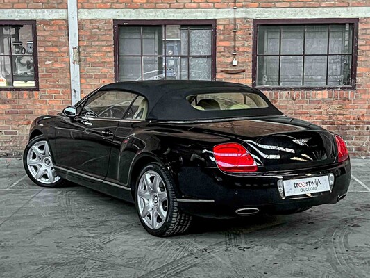 Bentley Continental GTC 6.0 W12 560pk 2008, 23-HHL-6