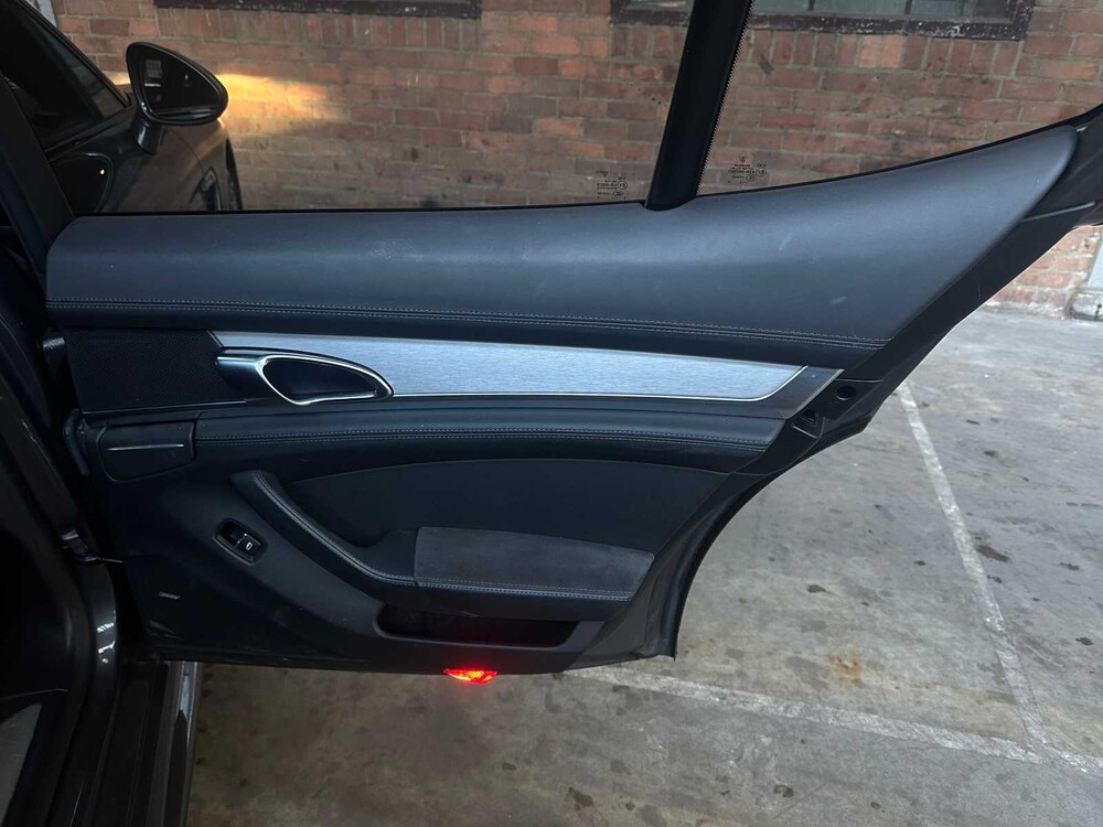 Porsche Panamera GTS 4.8 V8 430PS 2013 (Original-NL + 2. Besitzer), 03-ZVF-7