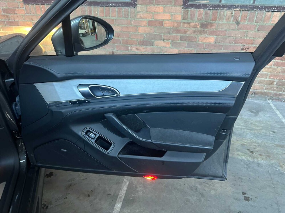 Porsche Panamera GTS 4.8 V8 430PS 2013 (Original-NL + 2. Besitzer), 03-ZVF-7