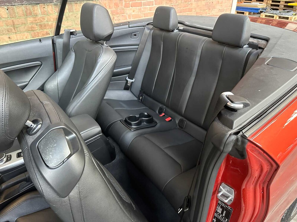 BMW 220i Cabriolet High Executive 184PS 2018 (Original-NL + 1. Besitzer) F23 2er, TT-870-G