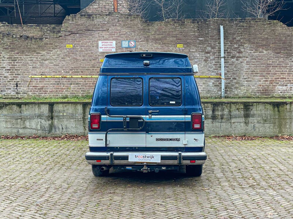 Dodge Ram 250 Camper 230PS 1993, 76-VZ-GV