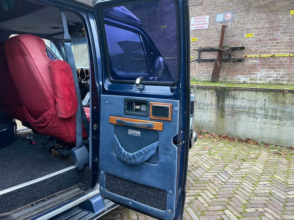 Dodge Ram 250 Camper 230PS 1993, 76-VZ-GV