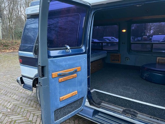 Chrysler Ram 250 Camper 170pk 1993, 76-VZ-GV