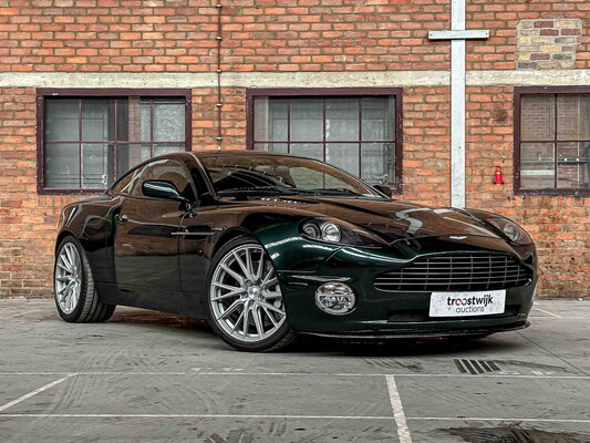 Aston Martin V12 Vanquish S 5.9 528pk 2006, S-576-XV