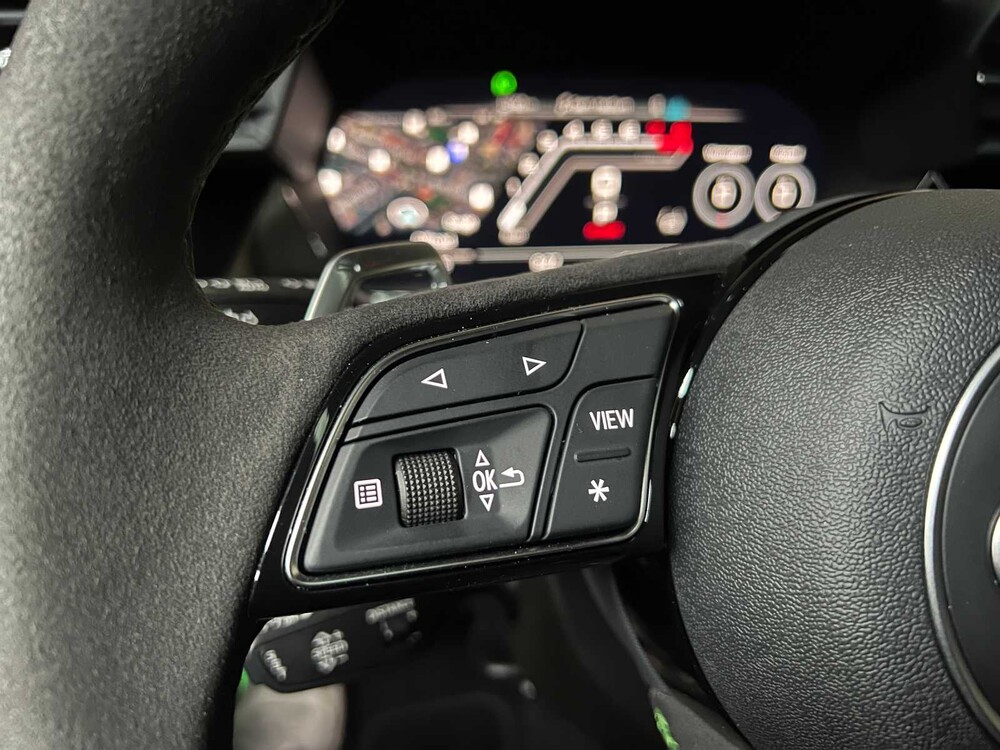 Audi RS3 Limousine 2.5 TFSI Quattro 400PS 2023, NL Nummernschild (WERKSGARANTIE)