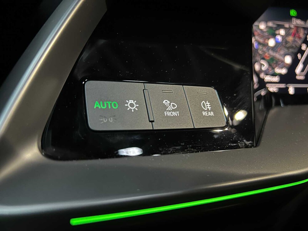 Audi RS3 Limousine 2.5 TFSI Quattro 400PS 2023, NL Nummernschild (WERKSGARANTIE)