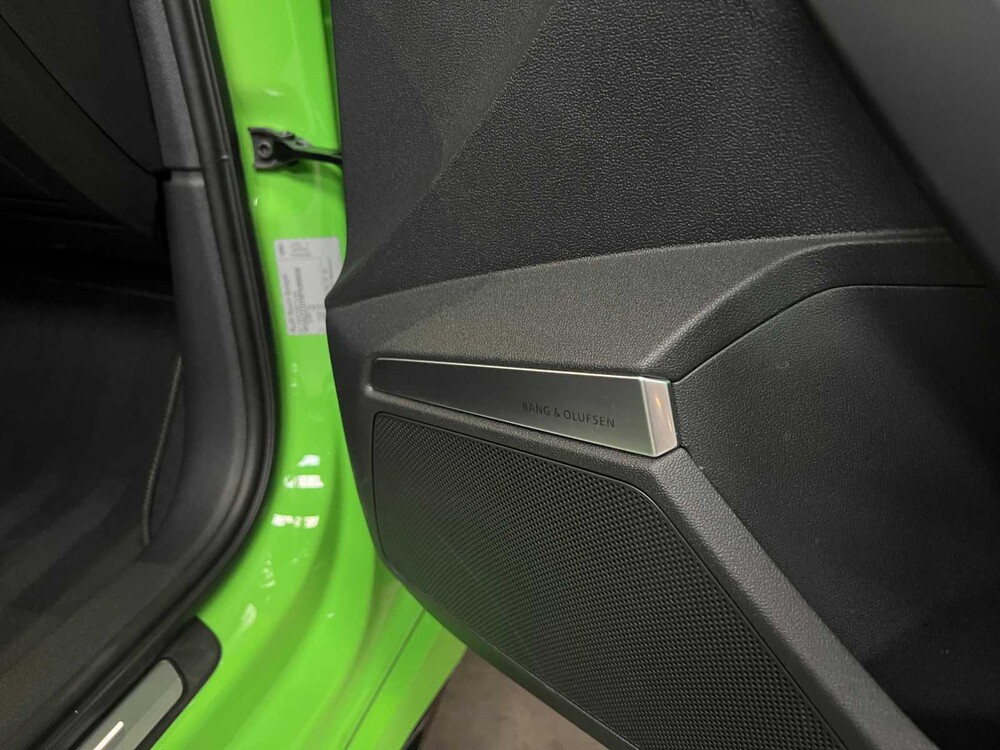 Audi RS3 Limousine 2.5 TFSI Quattro 400PS 2023, NL Nummernschild (WERKSGARANTIE)