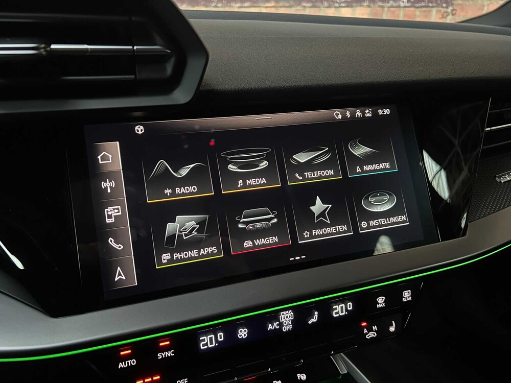 Audi RS3 Limousine 2.5 TFSI Quattro 400PS 2023, NL Nummernschild (WERKSGARANTIE)