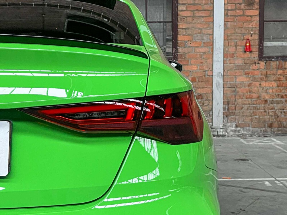 Audi RS3 Limousine 2.5 TFSI Quattro 400PS 2023, NL Nummernschild (WERKSGARANTIE)