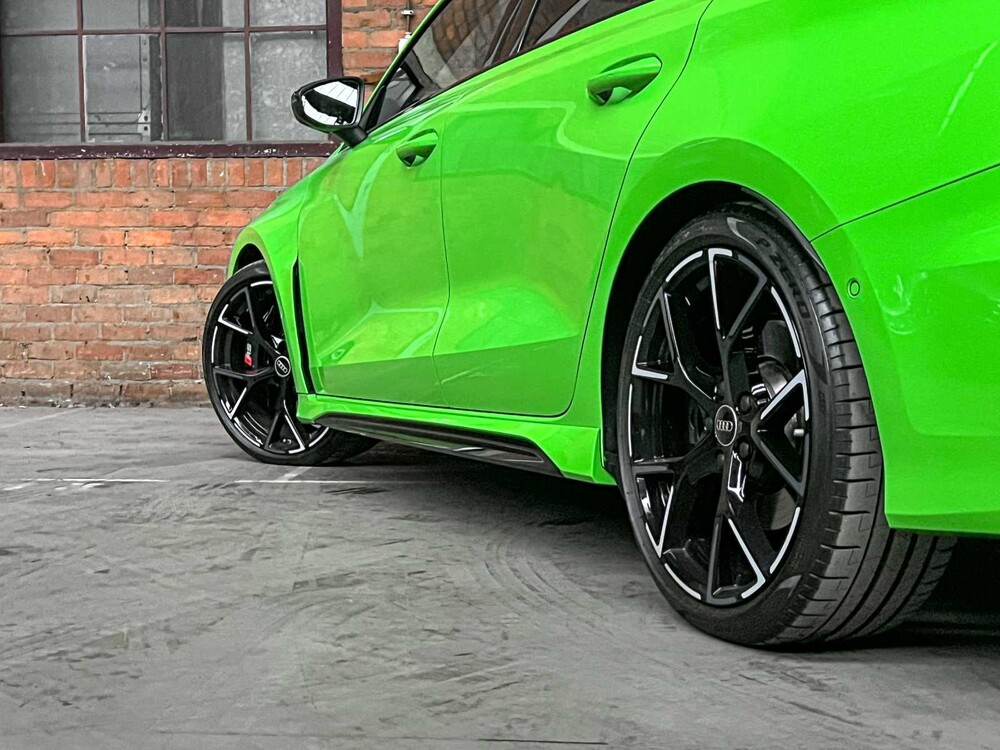 Audi RS3 Limousine 2.5 TFSI Quattro 400PS 2023, NL Nummernschild (WERKSGARANTIE)