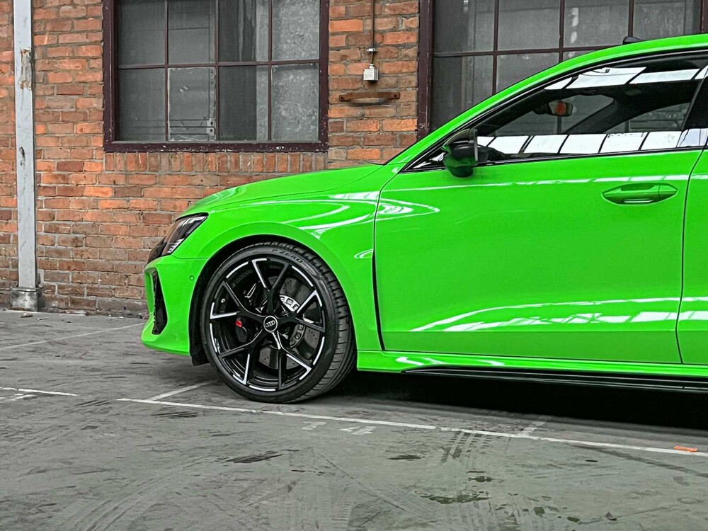 Audi RS3 Limousine 2.5 TFSI Quattro 400PS 2023, NL Nummernschild (WERKSGARANTIE)