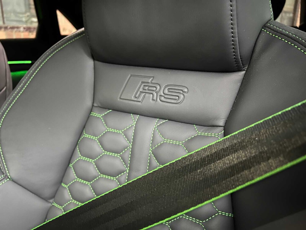 Audi RS3 Limousine 2.5 TFSI Quattro 400PS 2023, NL Nummernschild (WERKSGARANTIE)