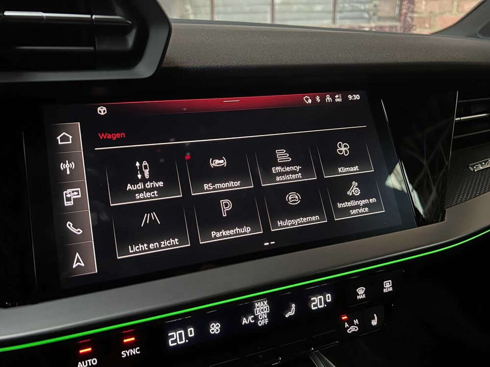 Audi RS3 Limousine 2.5 TFSI Quattro 400PS 2023, NL Nummernschild (WERKSGARANTIE)