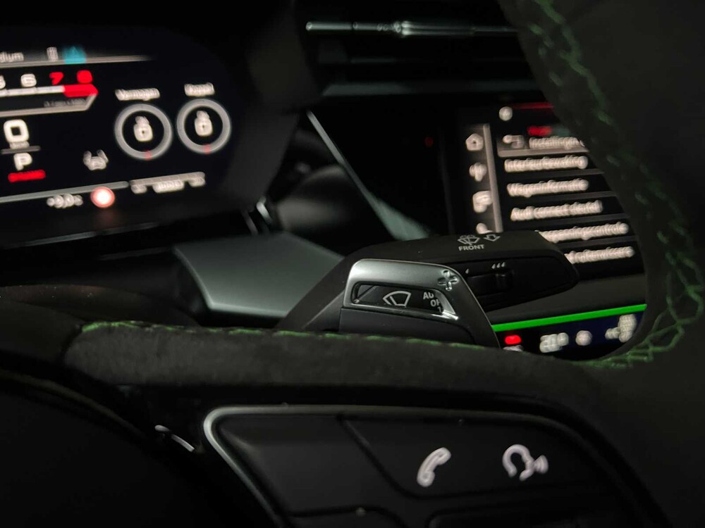 Audi RS3 Limousine 2.5 TFSI Quattro 400PS 2023, NL Nummernschild (WERKSGARANTIE)