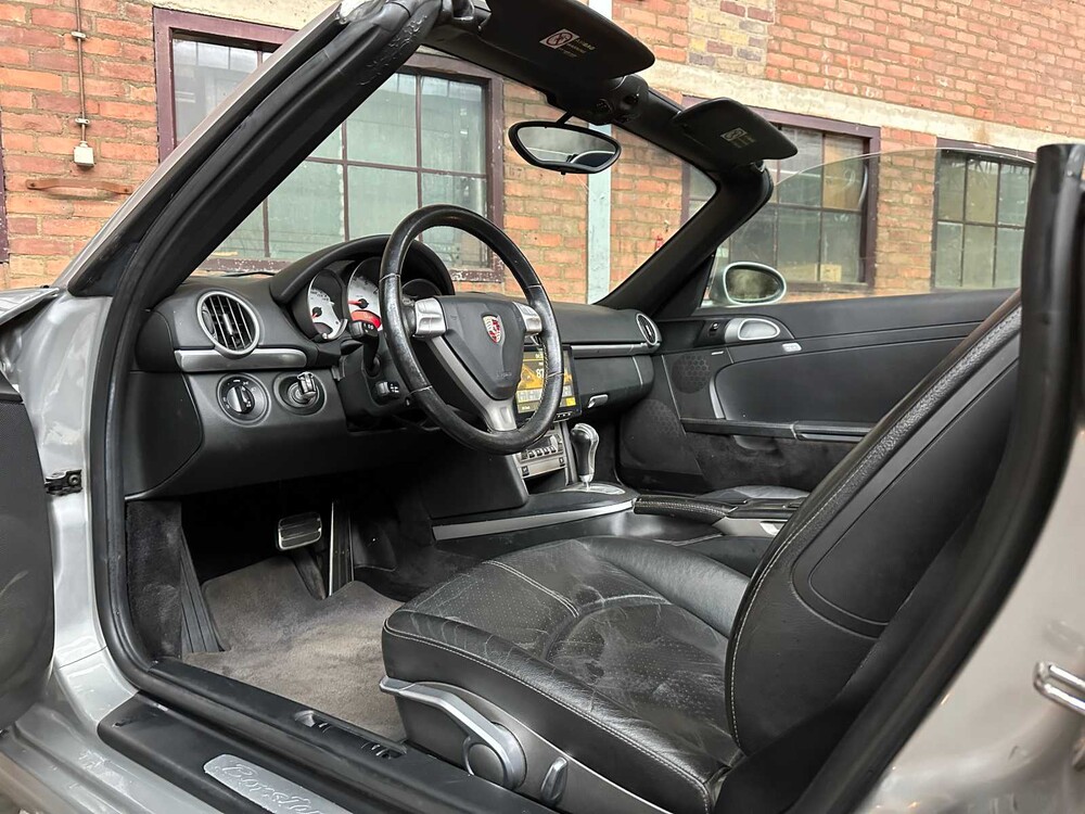 Porsche Boxster S 280PS 2005