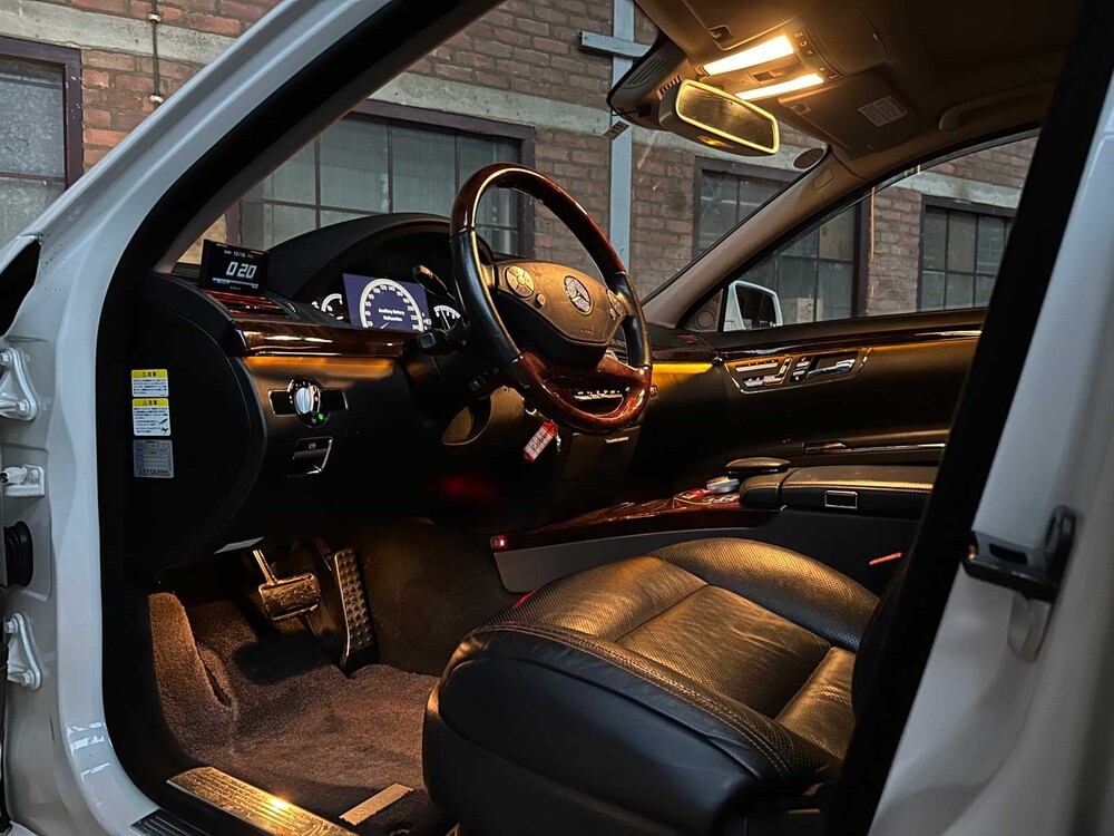 Mercedes-Benz S500 4.7 V8 435PS 2011 Facelift Lorinser