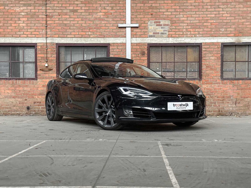 Tesla Model S 60D Base -LIFETIME FREE CHARGING- (Original-NL) 333hp 2016, NF-080-H