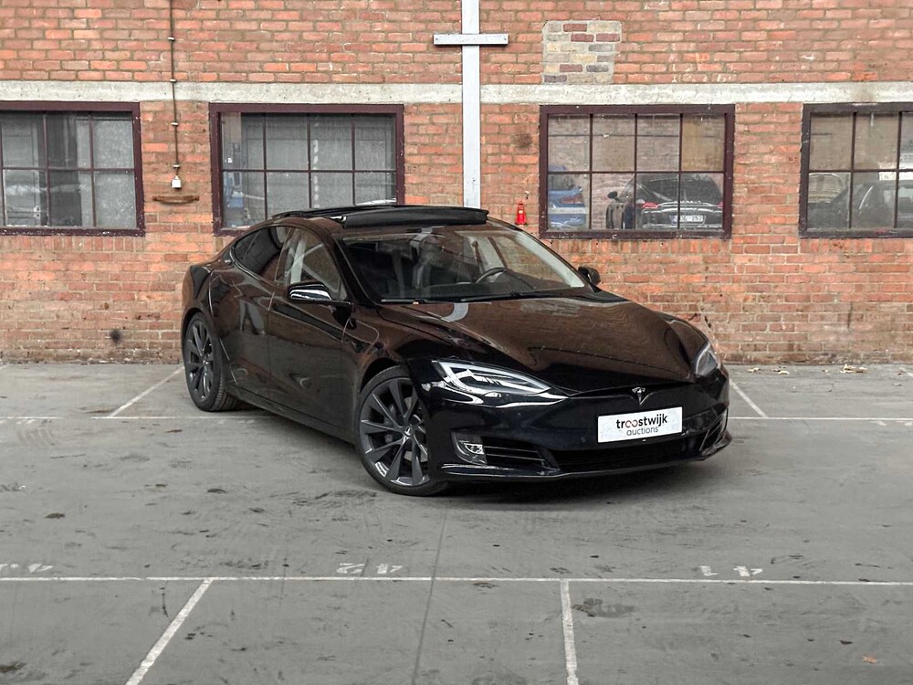 Tesla Model S 60D Base -LIFETIME FREE CHARGING- (Original-NL) 333hp 2016, NF-080-H