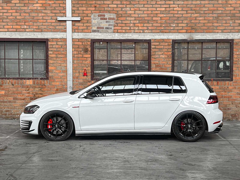 Volkswagen Golf GTI VIII 2.0 TSI 320PS 2015, H-108-FJ